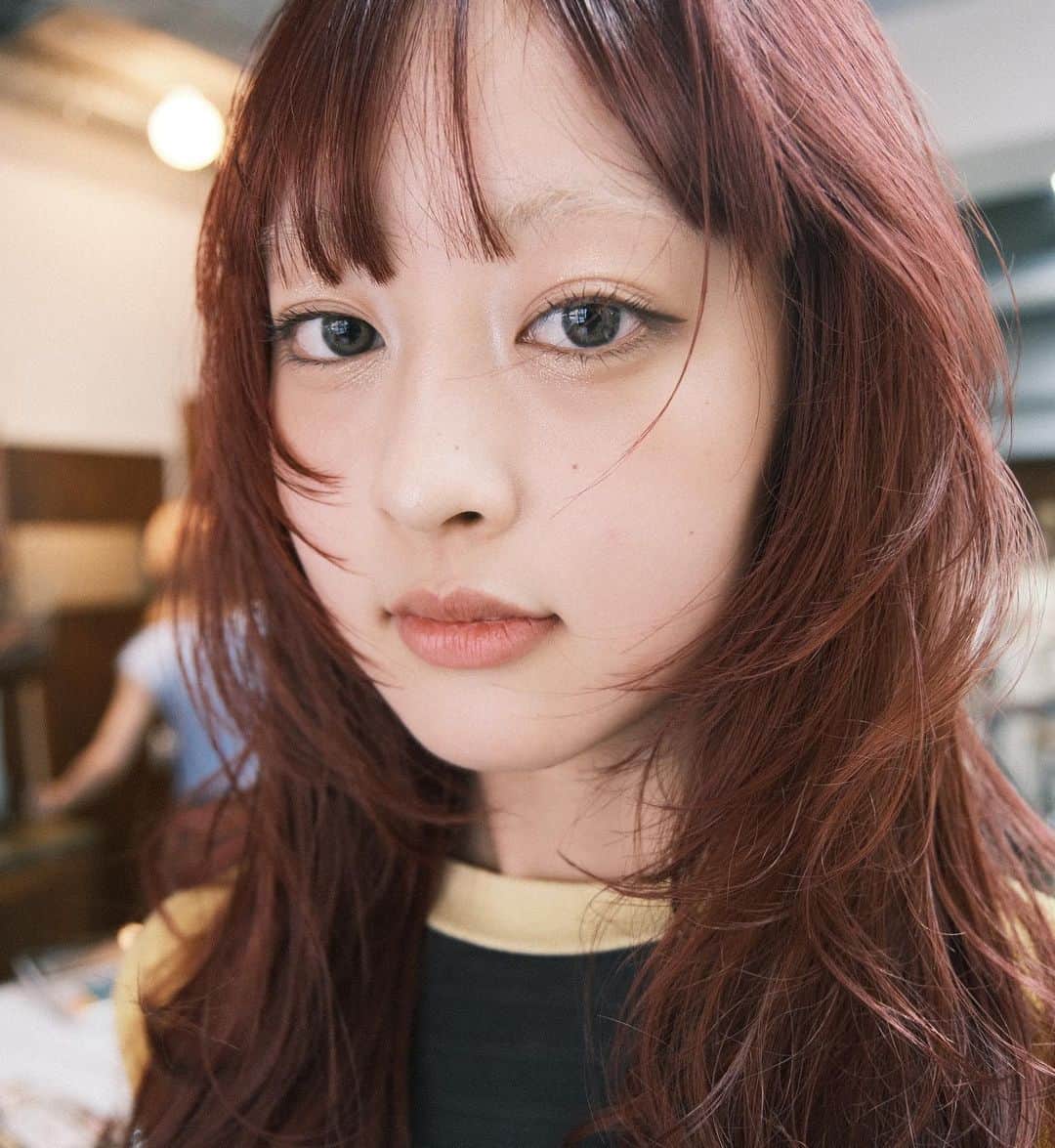 伊藤 竜さんのインスタグラム写真 - (伊藤 竜Instagram)「美容学生の方たちもたくさんありがとう。 ワンレンからたっぷりレイヤー。  @goodthing.tokyo」5月20日 20時05分 - ryuu.i