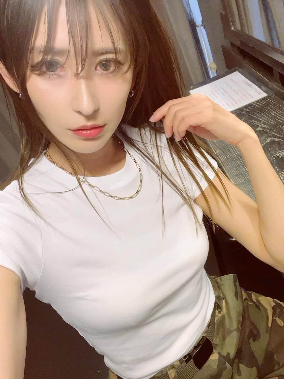 有馬綾香のインスタグラム：「モーメント撮影会 久々の大阪です。」