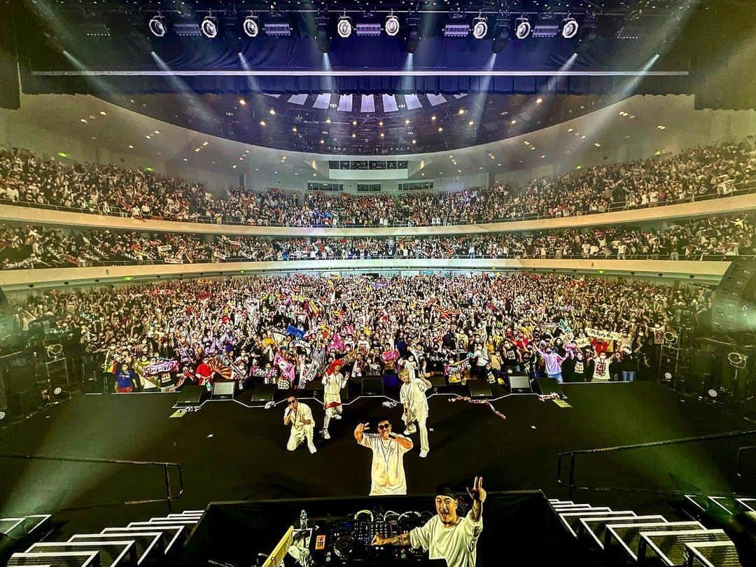 HAN-KUNのインスタグラム：「仙台最高だった！！  東北バイブス高い！！  また好きな街に帰ってこれた のが嬉しいな  また遊んでー！！  #湘南乃風 #仙台」