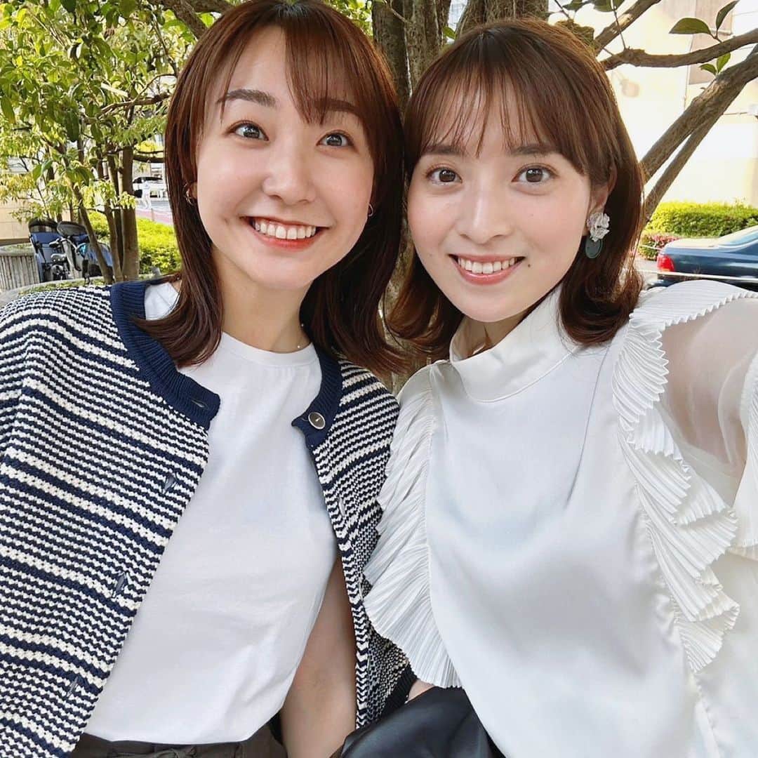 のインスタグラム：「. 先日、新名真愛ちゃん(@shimmyomai )に会いました。普段は"まいころ“と呼んでいます🤭 大学時代のアルバイトが一緒で、もう9年目の仲🍠 まいころには私が何を考えているかまでお見通し。大切な友です🤝💕」
