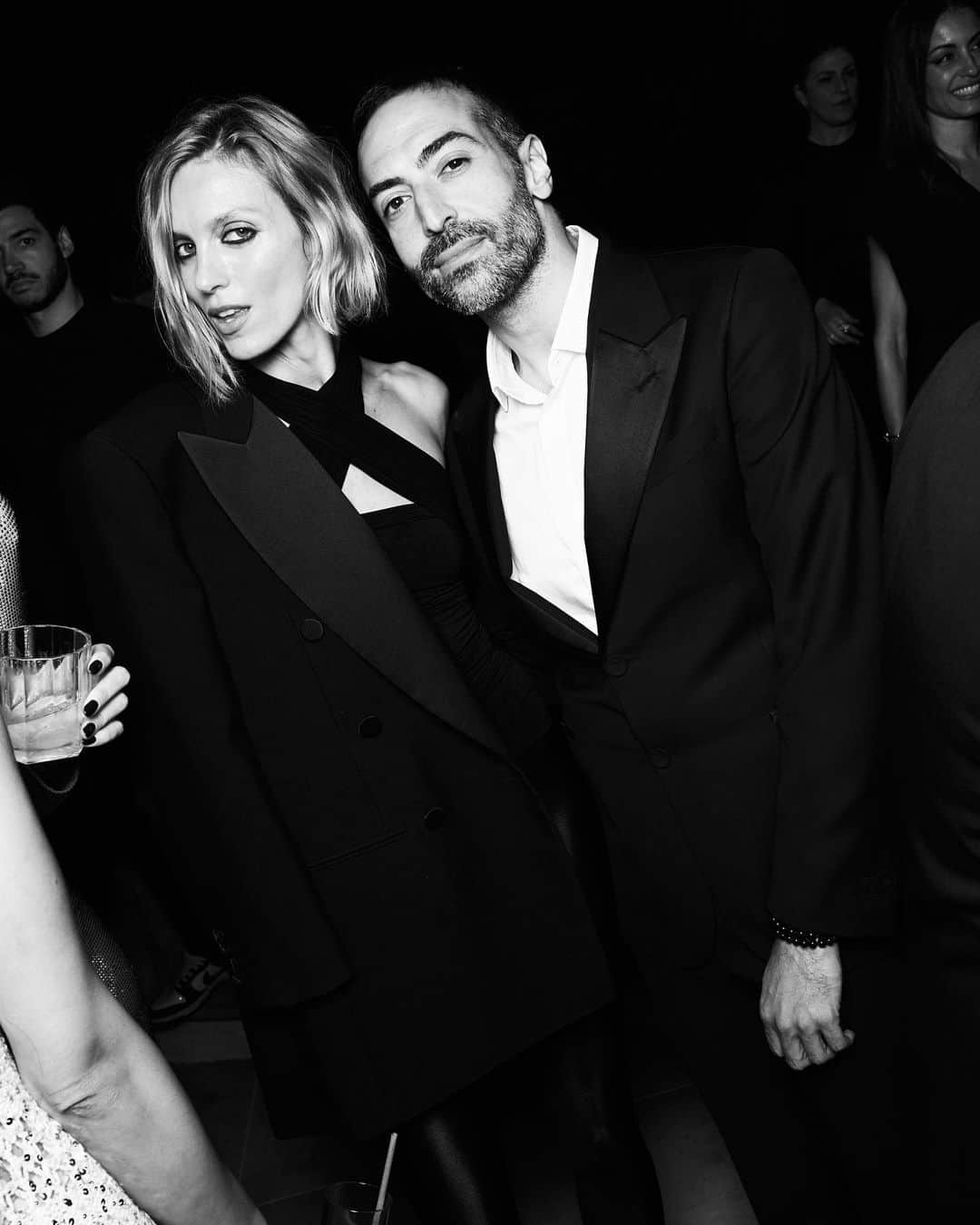 アニヤ・ルービックさんのインスタグラム写真 - (アニヤ・ルービックInstagram)「Celebrating women in film.  Thank you for having us and a beautiful night.   @vanityfair @moalturki @redseafilm  #cannesfilmfestival #cannesfilmfestival2023   Ph. @saskialawaks」5月20日 20時44分 - anja_rubik