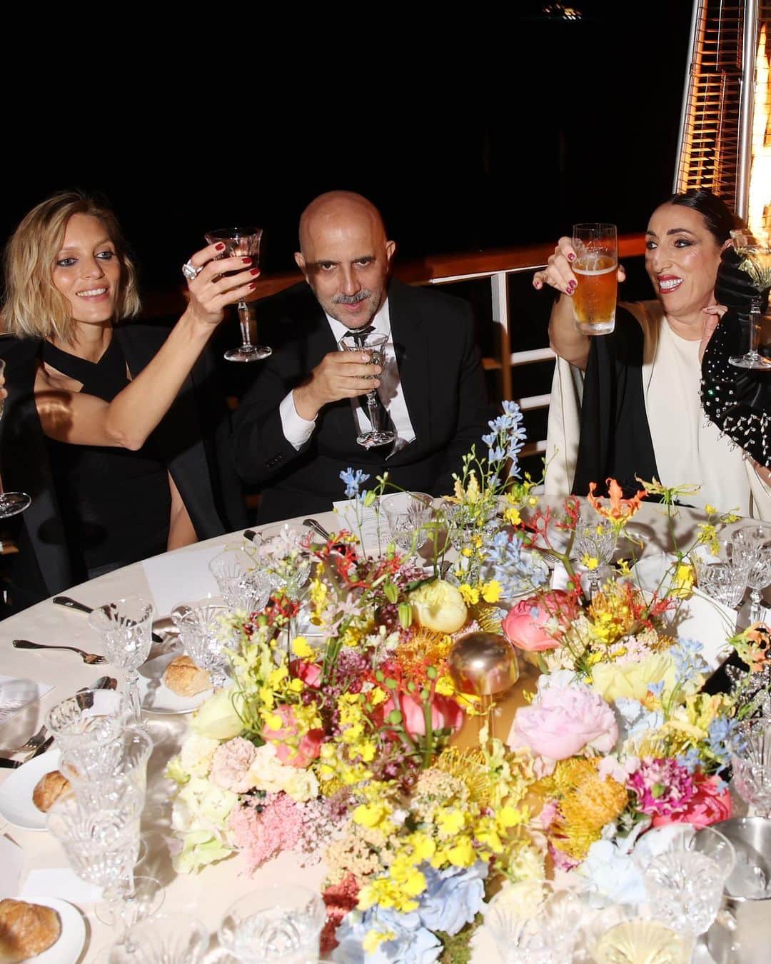 アニヤ・ルービックさんのインスタグラム写真 - (アニヤ・ルービックInstagram)「Celebrating women in film.  Thank you for having us and a beautiful night.   @vanityfair @moalturki @redseafilm  #cannesfilmfestival #cannesfilmfestival2023   Ph. @saskialawaks」5月20日 20時44分 - anja_rubik
