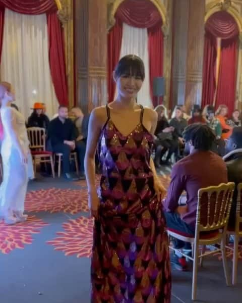 岩間夏美のインスタグラム：「. . Asian & European Fashion Show In Paris 5着目  brand: Vendôme PARIS model: @iwama_natsumi   デザイナーさん自ら ショーの間ビデオを回してくださって 唯一、ずっと笑顔で歩いて と指示されたブランド様でした☺️  素敵なドレスで素敵な会場で ずっと顔がほころぶのを我慢してたから 素直な気持ちで楽しく ウォーキングができました♪ . . . #パリコレ #ファッションウィーク  #ワールドビューティーイノベーションズ  #パリコレ公式 #パリファッションウィーク #ノーブルクイーン #パリコレモデル #日本人モデル #ショーモデル #ファッションショー #パリ #🇫🇷 #モデル募集 #高身長モデル #173cm #173cmコーデ #ファッションモデル #ショーモデルカタログ撮影 #パリ #パンクファッション #worldbeautyinnovatuons #wbi #model #showmodel #fashionweek #fashionmodel #pietu #costume #thankyou #cool #vendôme」