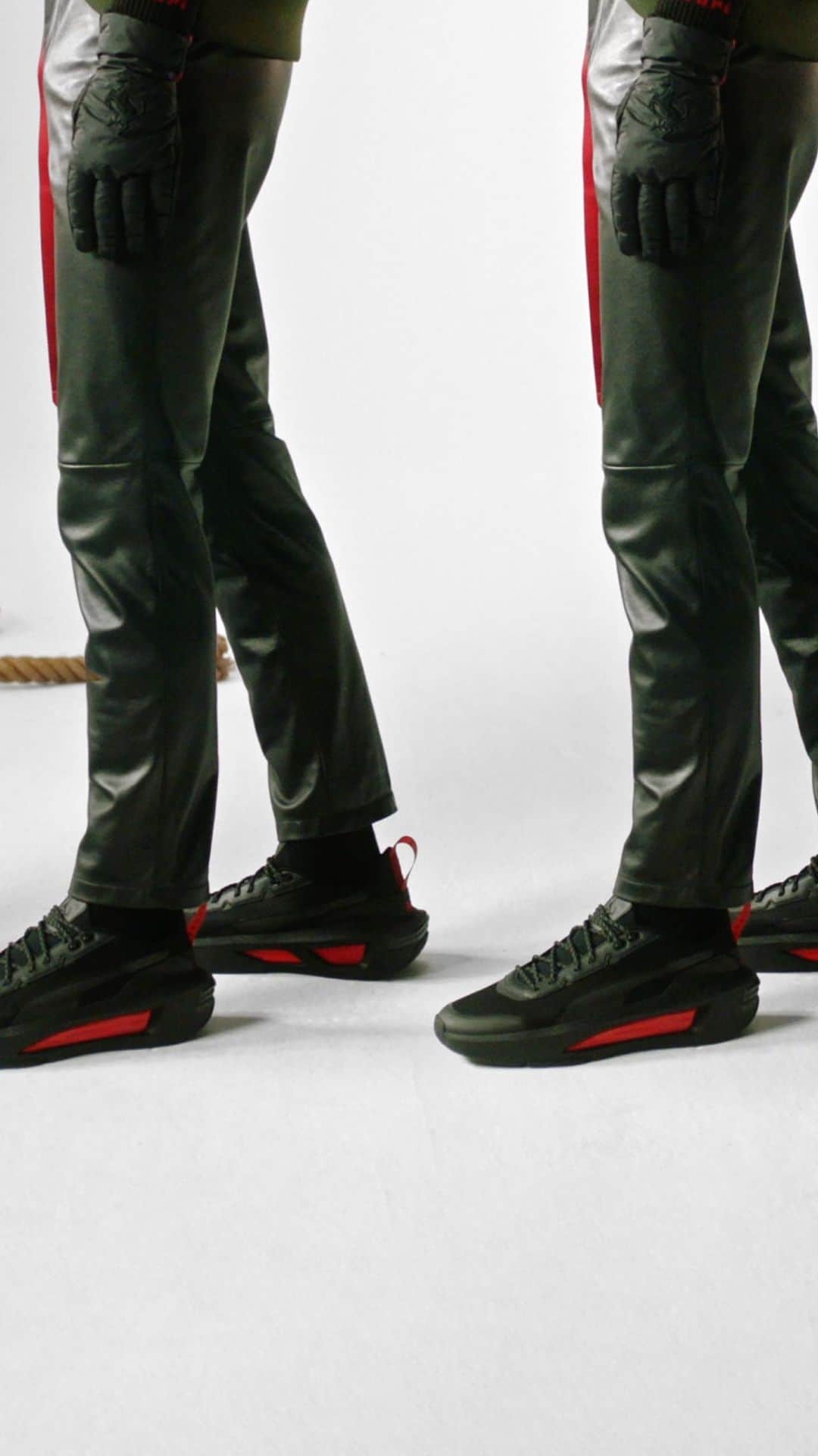 プーマのインスタグラム：「Rev up your shoe grid with the new Ferrari Ultimate NITRO 🔥 Our latest collaboration with @puma brings a NITRO™ injected insert and EVA midsole, inspired by the sleek design of Ferrari’s iconic cars.  #FerrariUltimateNITRO  #ForeverFaster #Ferrari #FerrariStyle」
