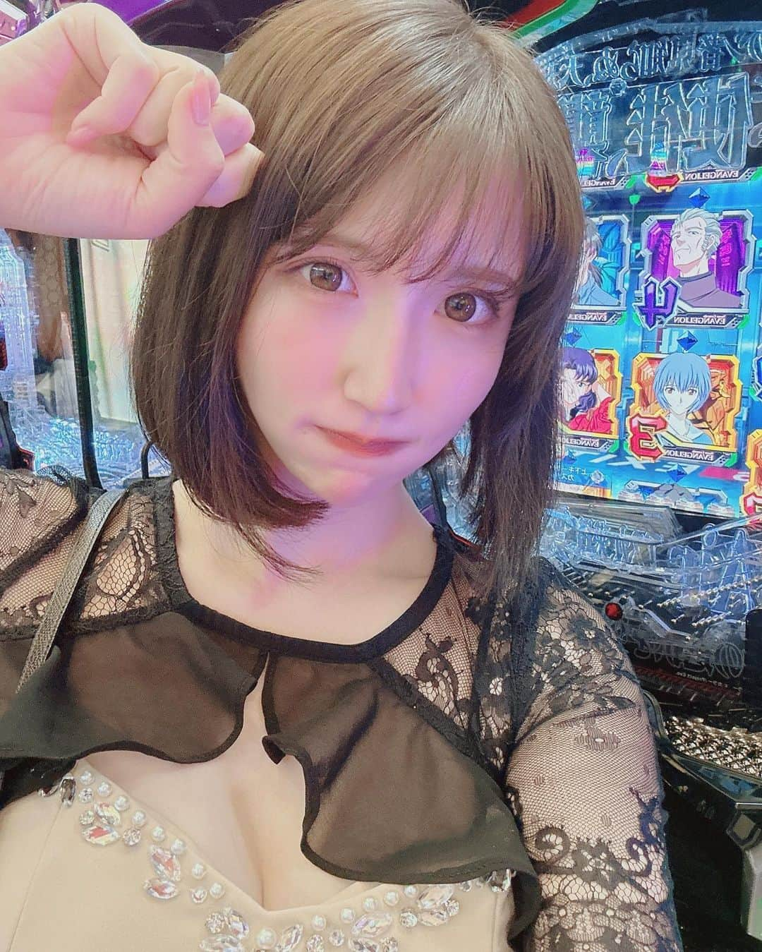 椎名あきさんのインスタグラム写真 - (椎名あきInstagram)「今日はミリオン明石店さんで実践ありがとうございました✨😊  朝からずっと一緒に打ってくれたりうれしーなでした🤍  久しぶりに関西の方々にも会えて楽しかったな🫶  また来れますよーに！」5月20日 21時00分 - 417_aki