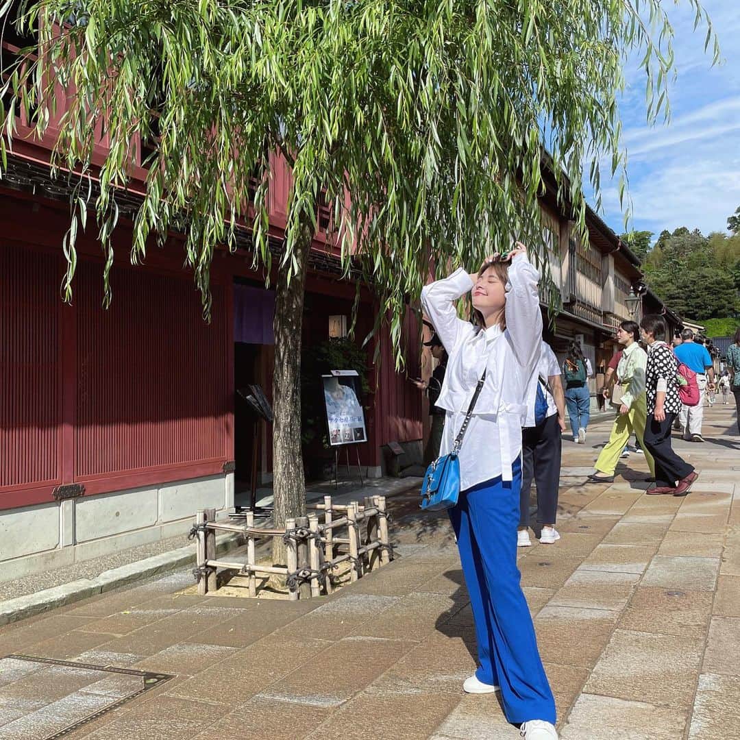 えなちぃのインスタグラム：「金沢で1番好きなところ🩷 小さい京都っぽい感じがあって好き🥰」