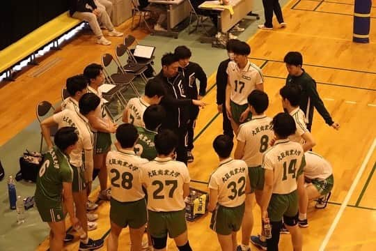 酒井大祐のインスタグラム：「明日 5月21日 2023年春季リーグ最終戦  vsびわこ成蹊スポーツ大学  最後まで自分たちの信じる道を突き進んでいきます。  応援よろしくお願いします。 #大阪商業大学バレーボール部  #大商大 #バレーボール #volleyball #大学バレーボール  #collagevolleyball  @ouc_vbc  #普段通りが一番  #当たり前の行動」