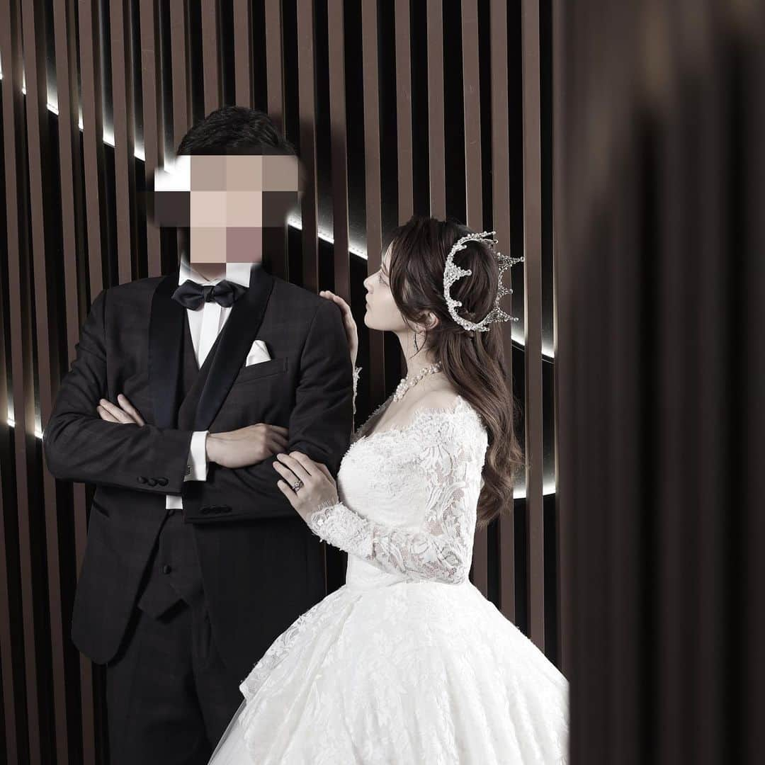 小澤美里さんのインスタグラム写真 - (小澤美里Instagram)「撮ってきたよ👰🏻‍♀️💍  旦那さんよ、、 モザイクかけてごめんね👦🏻🥲  楽しかったなー！😌♡ やはり思い出は残すべきだね！」5月20日 21時28分 - misatooozamisa