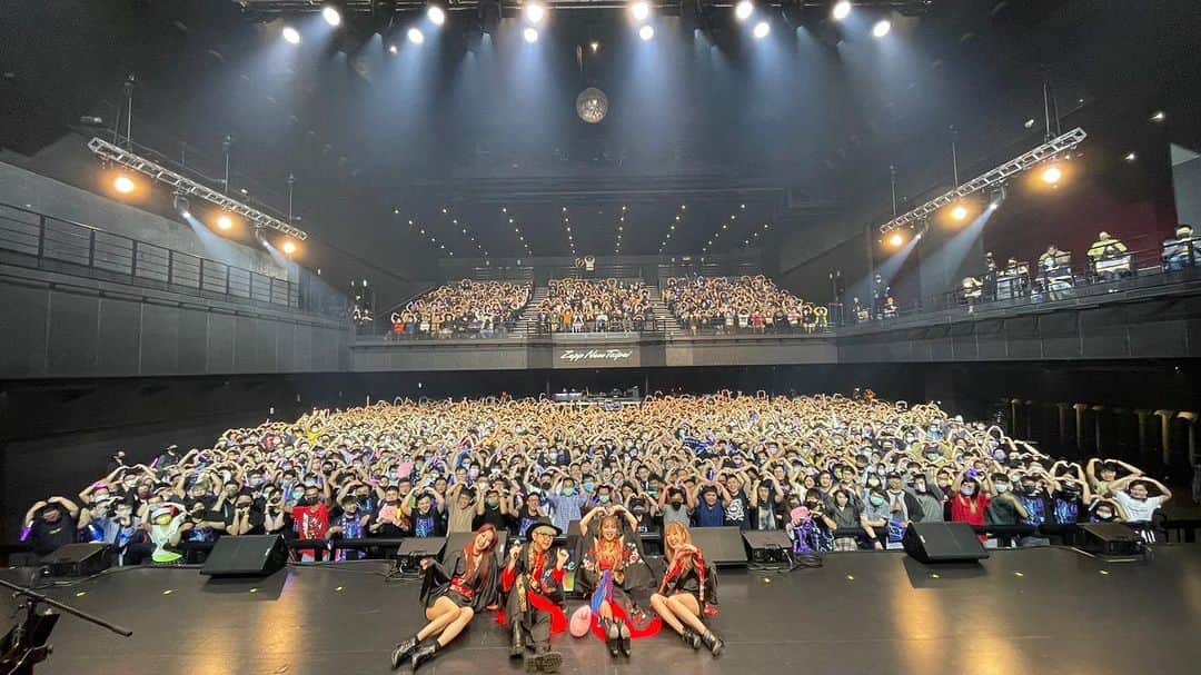 tokuのインスタグラム：「台北公演ありがとうございました😊‼️ 美味しい料理食べてきます😋‼️  #garnidelia  #ガルニデss2023」