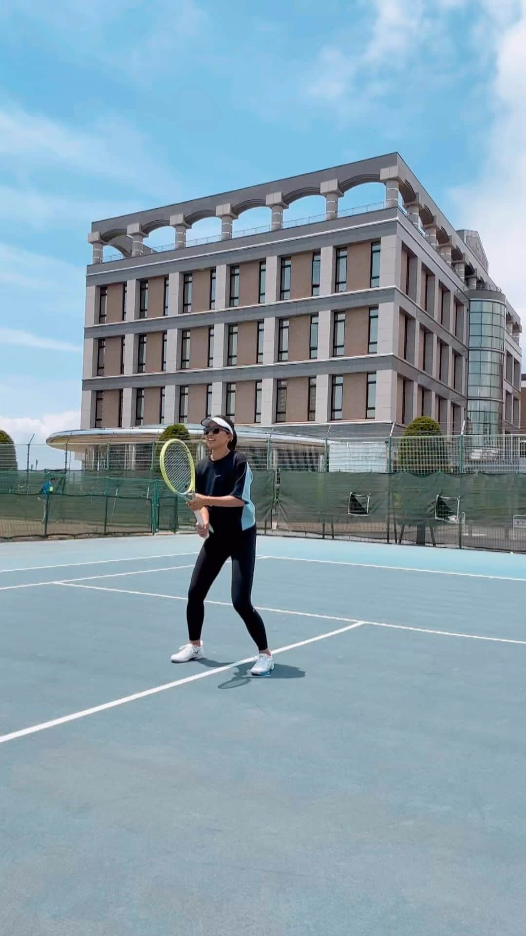宇野真彩のインスタグラム：「おはようございます☀ 失敗した…🥹🎾」