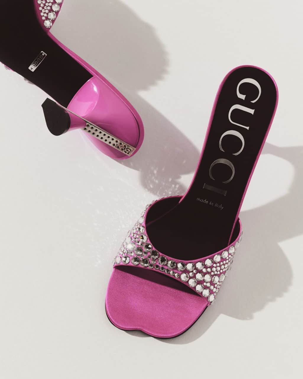 Nordstromのインスタグラム：「It’s a party for your feet in these sparkling Gucci slides.✨​  Visit the link in bio to shop.」