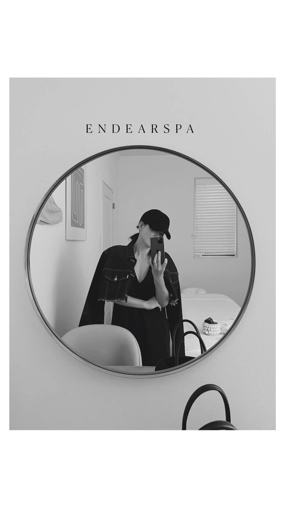 JUNNAのインスタグラム：「🌿  このInstagramでも既に幾度もご紹介をしている @endearspa  紹介した友人や身近な方々からとにかく高評価 私は自身の結婚式をサポートしてくれた妹にギフトしてみたところ、一度体験して以来妹もすっかりリピーターなんだとか。行く度に感動してしまう、技術とおもてなし🕊️  私自身、感謝のギフトにも利用しているし、自分の為にも定期的に必ず訪れる、心からオススメのSPA  いつも心からとろける時間をありがとうございます @yuki.therapist 🩵  📍東京都港区南麻布 TEL 03-6409-6975  #only#スパ#トリートメント#リラックスタイム」