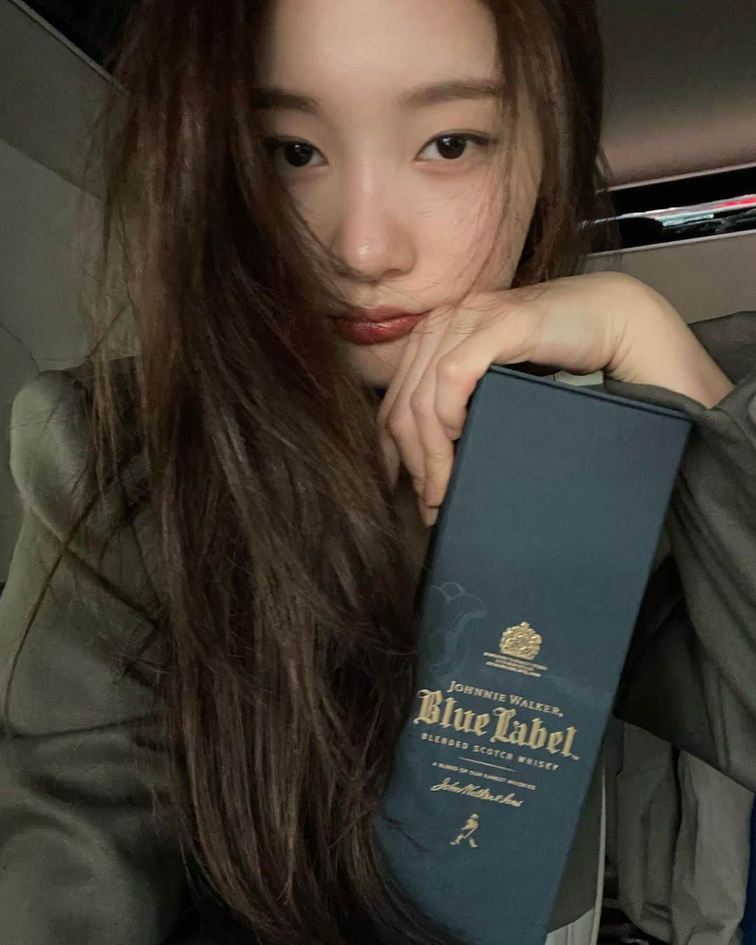 チョン・チェヨンさんのインスタグラム写真 - (チョン・チェヨンInstagram)「💙World Class Korea 2023  조니워커블루로 ‘한국의 사계절’을 담은 칵테일들과 함께 멋진 경연도 본 바람좋고 햇살 좋았던 날☀️   #디아지오 #월드클래스 #월드클래스바텐더 #칵테일」5月21日 0時06分 - j_chaeyeoni