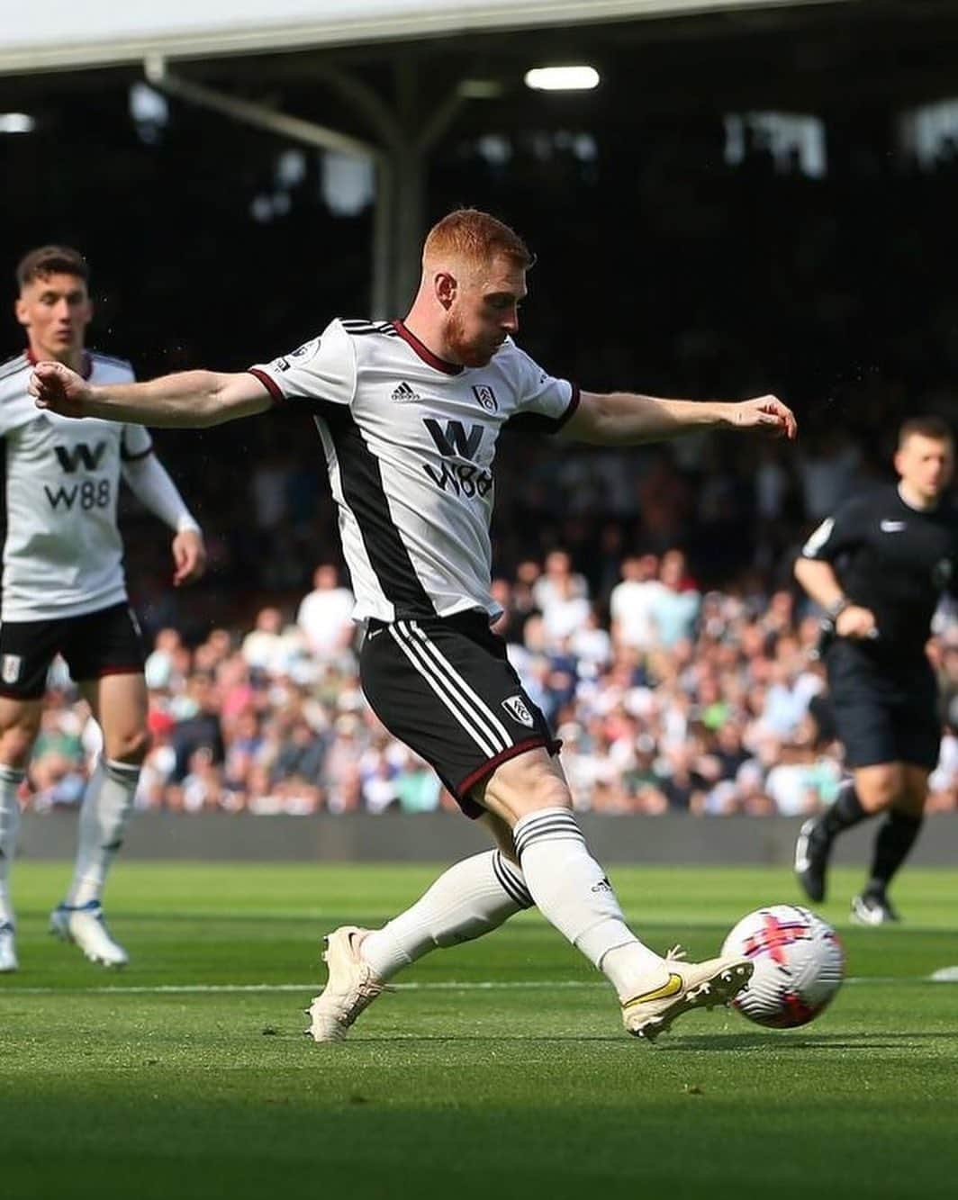 ハリソン・リードさんのインスタグラム写真 - (ハリソン・リードInstagram)「Thank you for all your support at the Cottage this season! Shame not to get the win but we go for it again next week 🤍🖤」5月21日 1時45分 - harrisonreed