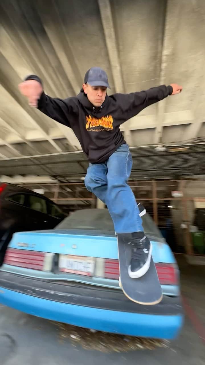 スラッシャーのインスタグラム：「📈 @jamesgaehner  📹 @19thavenue」