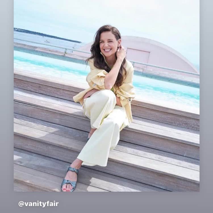 ケイティ・ホームズのインスタグラム：「Thank you @vanityfair ! @hungvanngo @jennifer_yepez @briesarawelch」