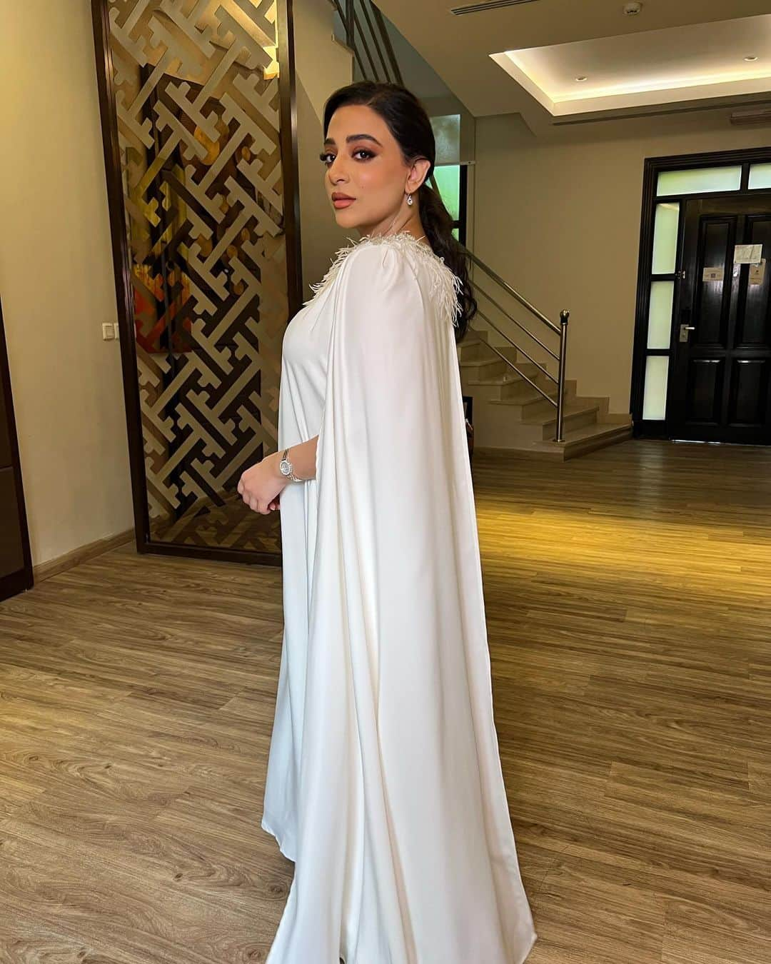 Khairiah Abulabanさんのインスタグラム写真 - (Khairiah AbulabanInstagram)「من حفل ختام #مهرجان_افلام_السعودية  @saudifilmfestival   Stylist @dareenalyawar  Outfit @lum_bylamataher  Jwelery @chopard @attarunited  Makeup @abrarmakeupbeauty  Hair @hairstyle_fofo  Shoes @jimmychoo  Photography @jubail_87」5月21日 2時34分 - kh_abulaban