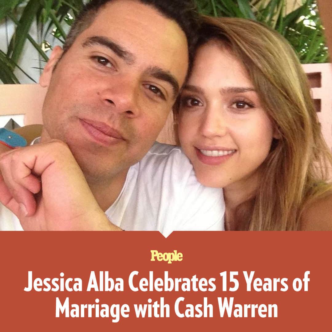 People Magazineさんのインスタグラム写真 - (People MagazineInstagram)「Jessica Alba is again expressing her love after 15 years of marriage. ❤️ The Honest Beauty founder shared a sentimental 15th-anniversary tribute to her longtime love Cash Warren on Instagram.  Tap our bio link to see more. | #regram; @jessicaalba」5月21日 3時01分 - people