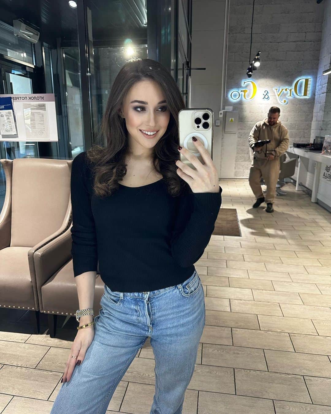 アッラ・ロボダさんのインスタグラム写真 - (アッラ・ロボダInstagram)「Разве нужно что-то писать? 🤍」5月21日 3時03分 - aaloboda