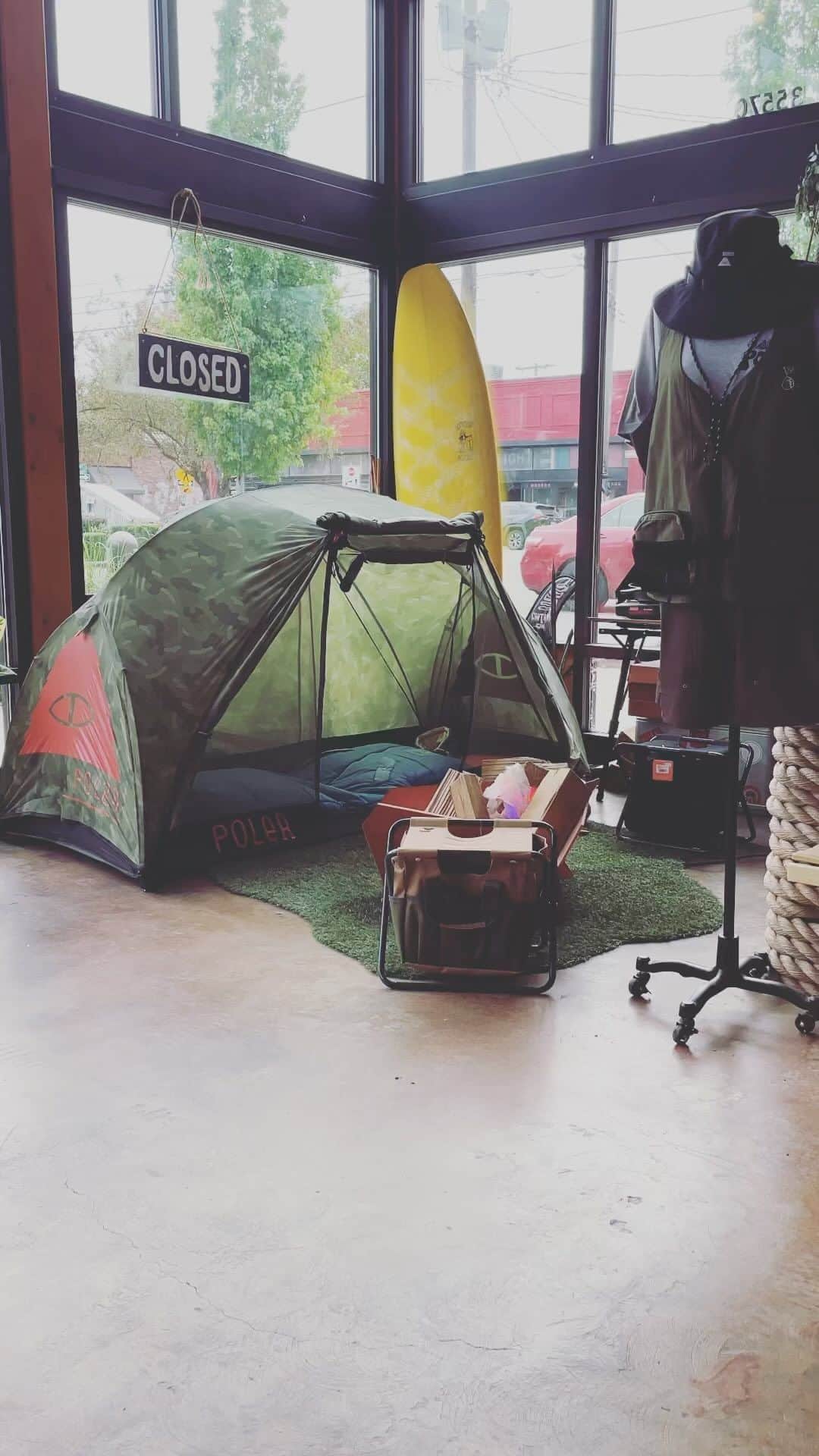 Poler Outdoor Stuffのインスタグラム：「Planning a solo camping trip? Stop into our shop and grab a 1-Person tent ⛺️ #campvibes」