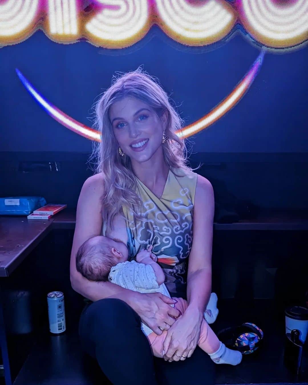 Ashley Jamesさんのインスタグラム写真 - (Ashley JamesInstagram)「Can't believe I got to DJ at Ministry of Sound - and I can't believe Ada got to celebrate her 11 week birthday there. I wonder if she thinks I'm a cool mama when she's older? 💥  I absolutely loved DJing for @drydiscoclub - the moment we walked in there was just GOOD VIBES.  I'll never forget playing Lizzo watching everyone dance with confetti and glitter balls everywhere. 🥹🎶  It's funny because we left the venue and then experienced drunk London - which was loud and aggressive and sloppy. The sober environment felt even more special as everyone was just there for a great time. Don't get me wrong I love a drink, but since doing the Alcohol Experiment, I can enjoy a few glasses in the sun without the need to carry on and on. If they ever do another Dry Disco Club and you're sober or sober curious, I can't recommend it enough! 🎧🙏  I've shared a few of the "reality" shots as a reminder of the mountains we move to be DJing so early. Tommy came with me and even though we had ear defenders for Ada it was so loud so they chilled in a quiet room. I'd pumped a bottle of breastmilk just in case but she didn't want the bottle, so held out until the end. 🥰  I am wearing what's meant to be a dress but it was honestly so short and so slippy it kept riding up, so I'm glad I added leggings and trainers or it would have been an awkward evening! 🤣  Tommy and I had pizza afterwards and now we're on the train home. It feels like it's 2am - I can't believe I used to do a whole week of work and then pre-drink and THEN go out after midnight. Absolutely wild! 🤣 I'm excited to get home to bed. 🙏  Very very proud of you @stephelswood for such an incredible event. Please do another one!🙏❤️」5月21日 5時53分 - ashleylouisejames