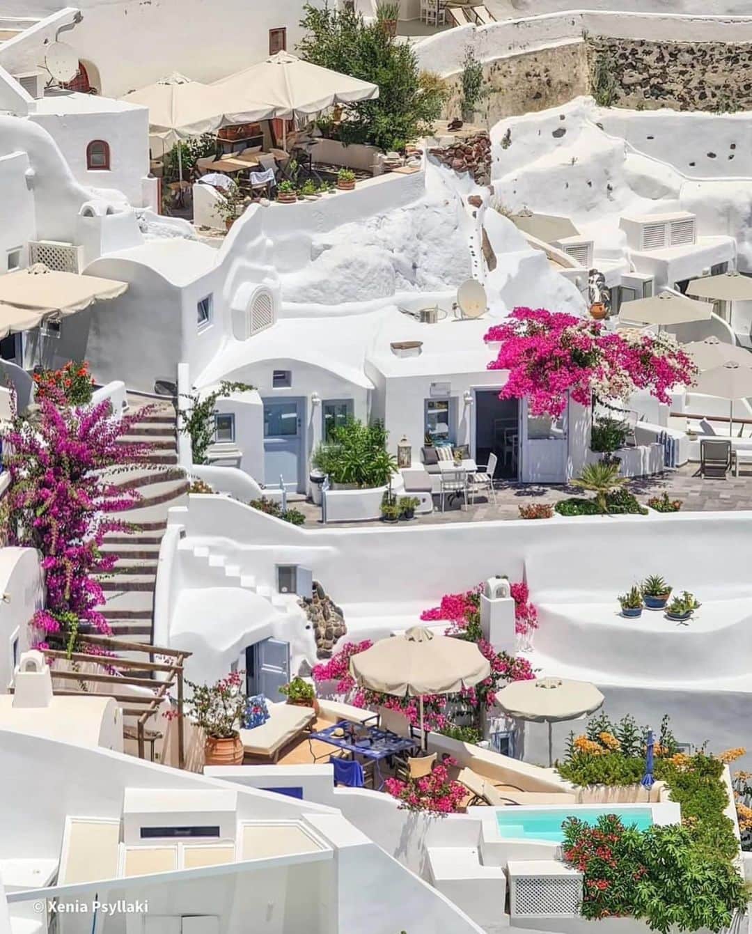 Wonderful Placesさんのインスタグラム写真 - (Wonderful PlacesInstagram)「Which Greek Island is your favorite? 😍🇬🇷 . 📸 by ✨@xenia_psyllaki✨ 📍1. Tinos   2. Kimolos   3 & 4. Paros   5. Syros   6. Crete   7. Folegandros   8. Mykonos   9. Santorini   10. Astypalea #wonderful_places for a feature ♥️」5月21日 6時52分 - wonderful_places