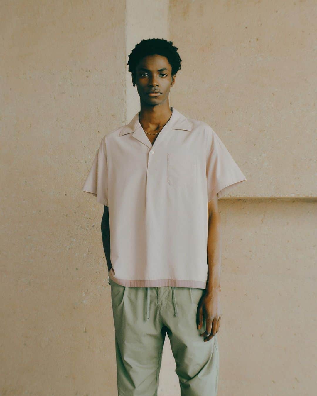 ジョン エリオットのインスタグラム：「Pullover Camp Shirt and Bozeman Shorts. Available tomorrow, 5.21.  Our latest drop introduces the Pullover Camp Shirt. Crafted in soft cotton / modal fabric, it's a new silhouette that’s catered too high summer. Alongside shirting, Bozeman shorts return in an authentically aged Presidio Wash.」