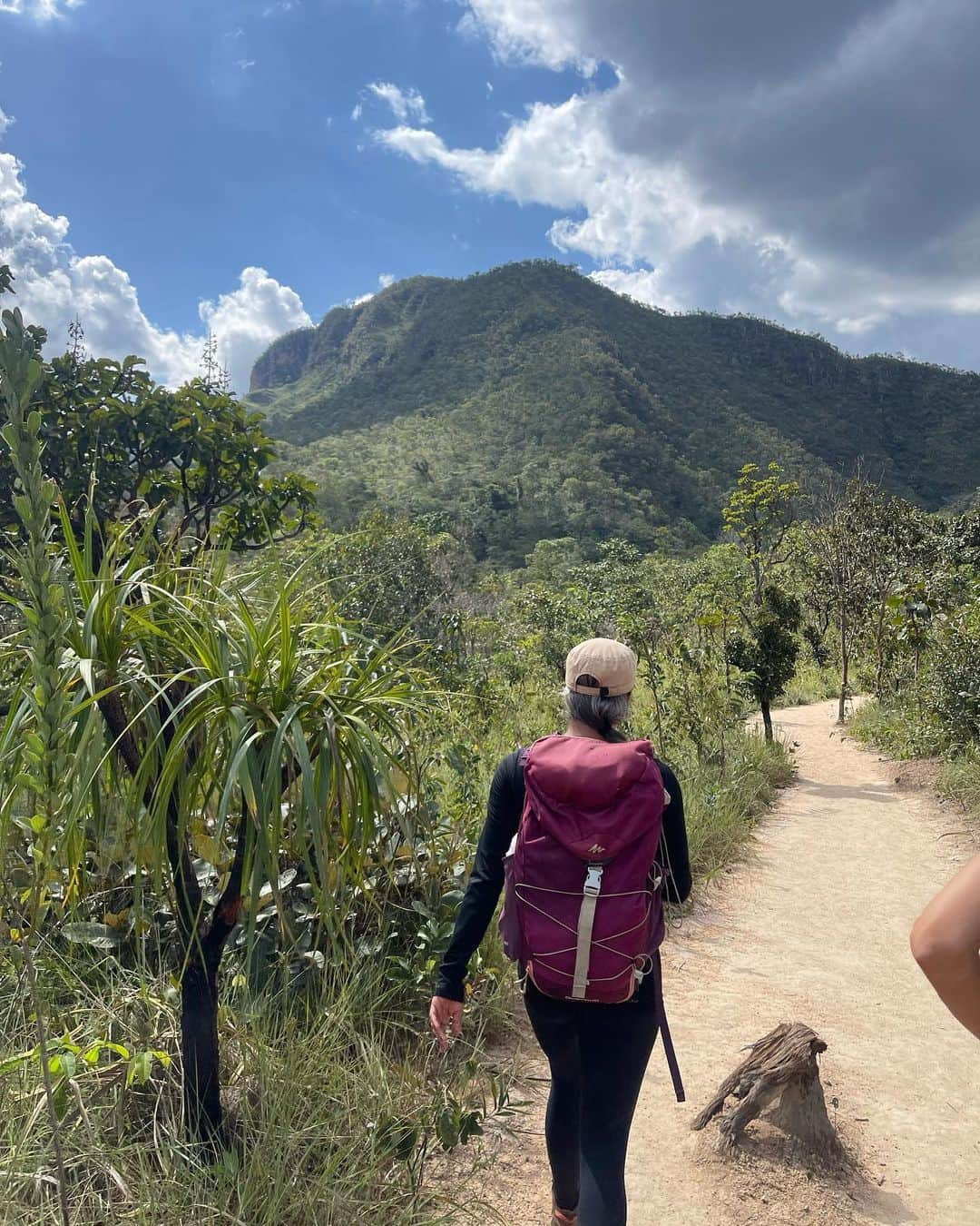 Tatiele Polyanaさんのインスタグラム写真 - (Tatiele PolyanaInstagram)「Depois de uma trilha, esse paraíso 😍 Háaa chapada é perfeitaaaa !!!! 😍🏞️💗🍃☀️🔥」5月21日 7時09分 - tatielepolyana