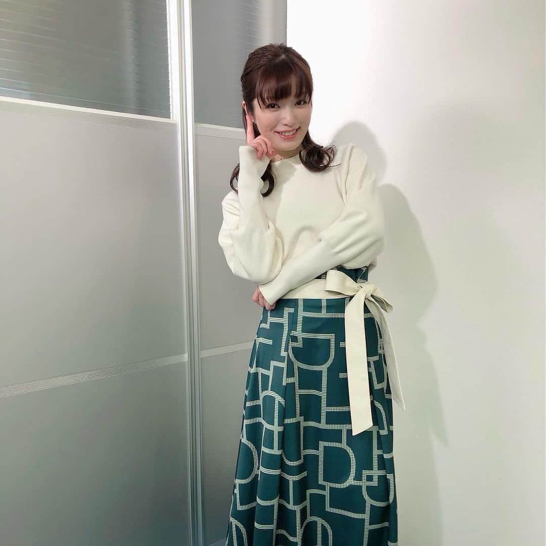 恒吉梨絵さんのインスタグラム写真 - (恒吉梨絵Instagram)「先日撮影した映像がYouTubeでついに公開！！  JST「倫理の空白II」盗用編 人文・社会科学編  主人公の阿部優子役を演じさせて頂きました。  専門用語が多く難しい台詞も出てきますが（勉強になる！）、ドキドキハラハラする内容になっていてあっという間に感じるかと思います☺️  是非YouTubeでご覧ください✨ ↓↓↓  https://youtu.be/ywFt9I3MGJ0  〈研究公正ポータルサイト〉 ↓↓↓  https://www.jst.go.jp/kousei_p/measuretutorial/mt_movie_gapinethics2.html  #jst#youtube#fairness」5月21日 16時42分 - rietsuneyoshi1