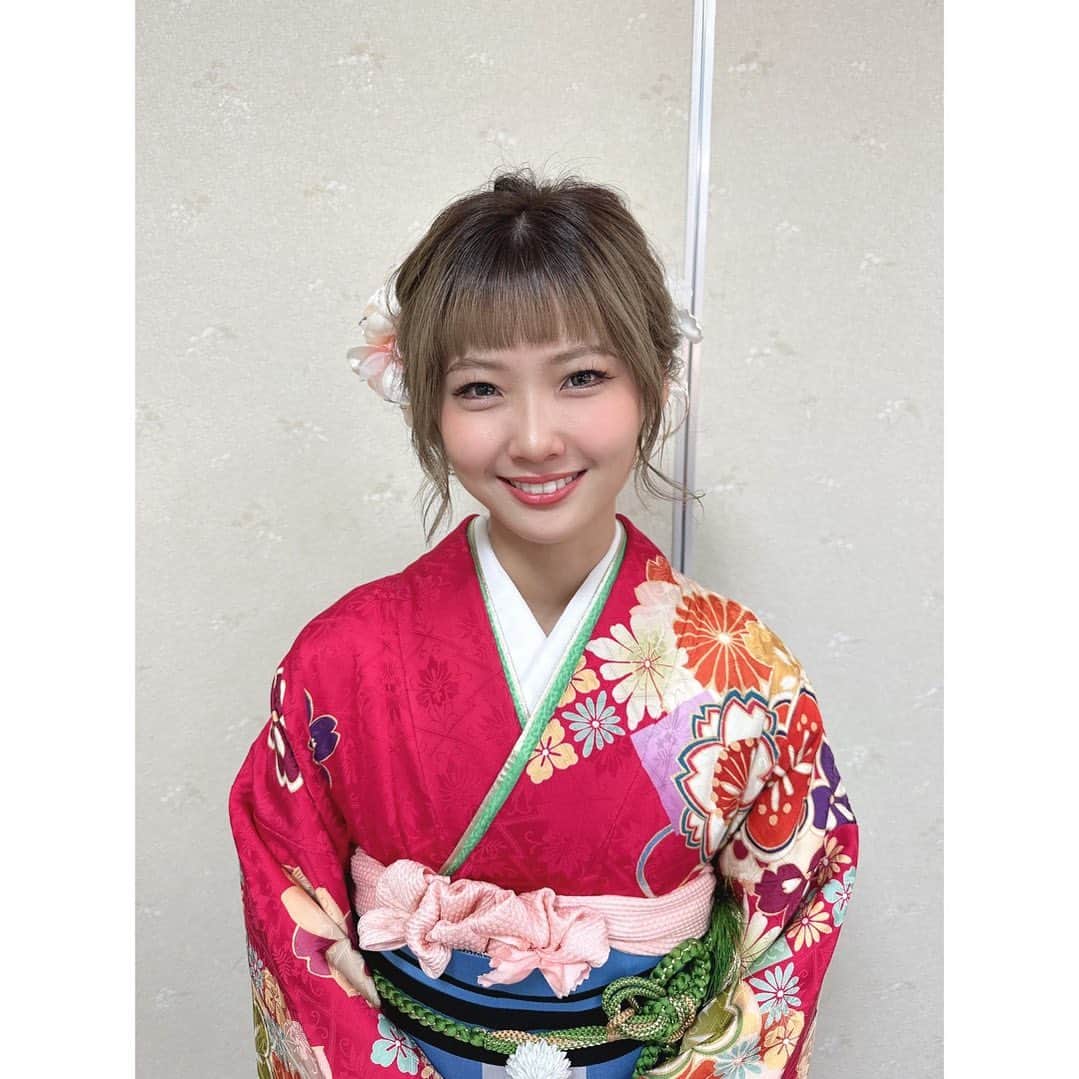 のインスタグラム：「ピンクの振袖！！👘」