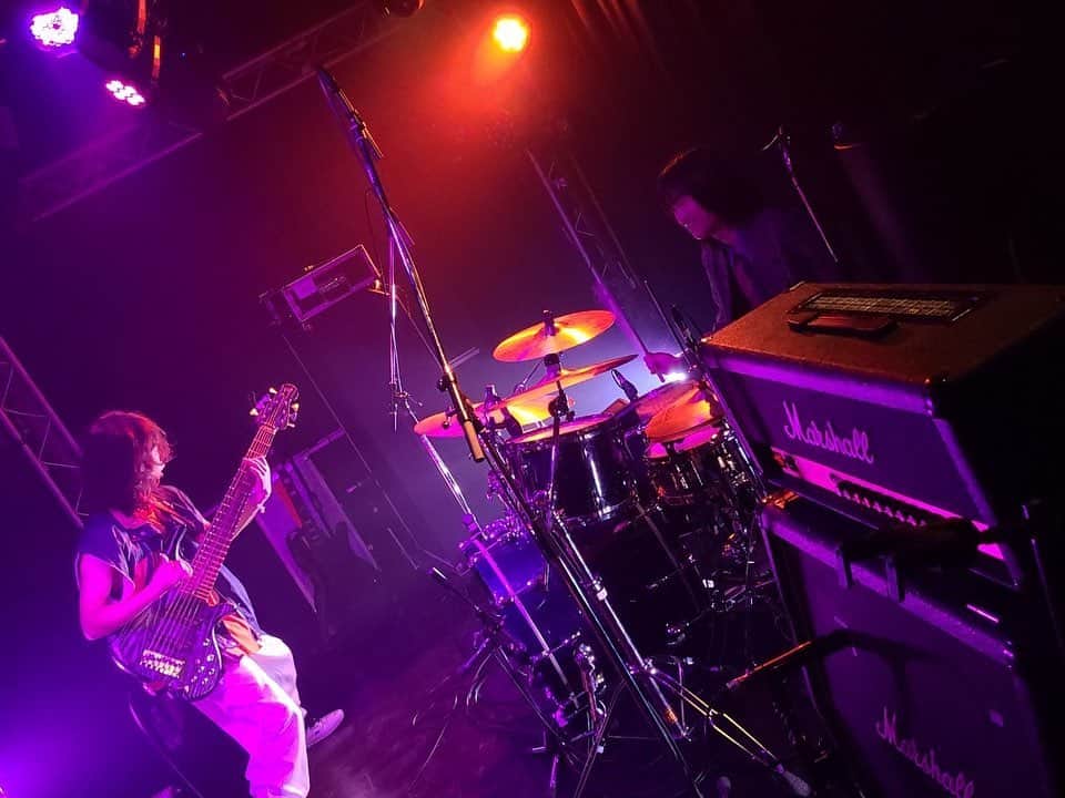 ASTERISM（アステリズム）さんのインスタグラム写真 - (ASTERISM（アステリズム）Instagram)「・ 🔹LIVE🔹 Thank you for coming to "Kakumei Logic" @下北沢ReG🙏️☺️  'LIVE HOUSE' was performed for the first time! 😎  🎸NEXT GIG 🎸 Jun. 3rd Sat SAKAE SP-RING 2023🤘😤 @名古屋スクールオブミュージック&ダンス  🎫Tickets🎫 https://sakaespring.com/info/ticket/  #ASTERISM #アステ #LIVE」5月21日 17時23分 - asterism.asia