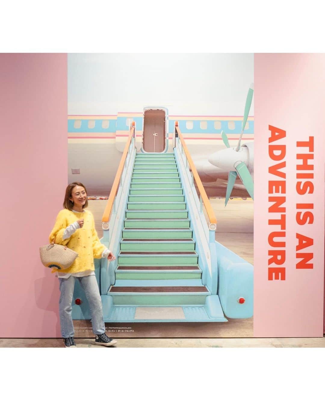 土井地恵理子のインスタグラム：「・ AWA展 @accidentallywesanderson   @yoshi._____2 のpostを見て 行きたいと思ってたやつ！ ちょっと前だけど行ってきた◡̈  色味がたまらないこの世界観 わくわくが止まらなかった♡  26日までだけど好きな方は是非◡̈ また秋にもやるみたいー！  #awa展 #wesanderson #ウェスアンダーソンすぎる風景展 #ウェスアンダーソン #寺田倉庫」
