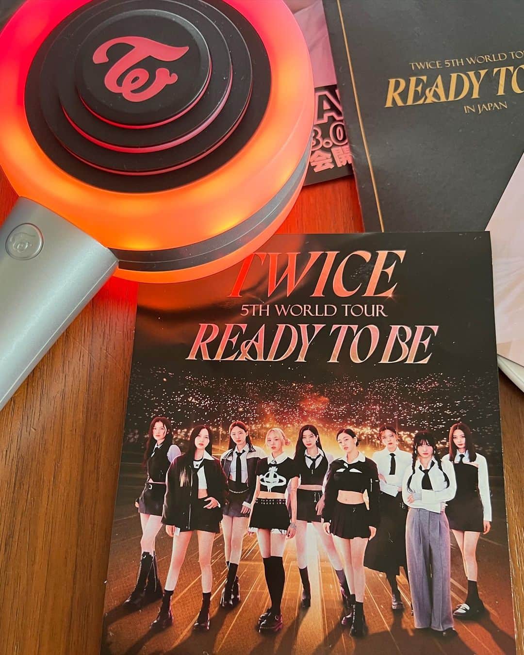 前田典子さんのインスタグラム写真 - (前田典子Instagram)「#twice #readytobe  大好きな❤️  twiceのライブ　🍭✨ #推し活  @hairmake_muro369 ちゃんと 行ってきましたー💕  みんな可愛いかった😍💕 キレイだしカッコいいし😍 1人推しできない😆 #箱推し #onece  #candybong ∞ 🍭✨ 進化してた🌈  #harehare ダンス練習中💃」5月21日 9時50分 - maenorichang
