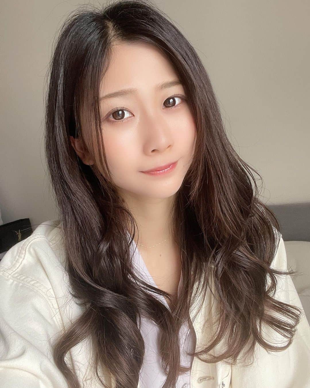 塩野響子のインスタグラム：「⠀おはよーーーう🐥🌱*. °」