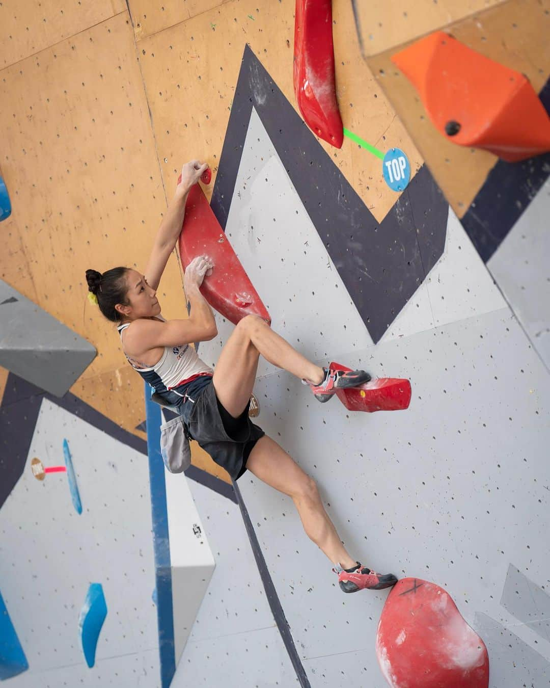 キム・ジャインのインスタグラム：「I can’t believe that It's been 4 years since I participated in @ifsclimbing world cup in overseas from my home 🥺  Although I couldn't make in to the semis because I had a time out few seconds in the first problem, I’m happy to finish it with a fine performance and I would like to enjoy more and more upcoming competitions 🙂✨  @redbull @redbullkr #givesyouwings  @nike @nikeseoul #justdoit @lasportivagram」