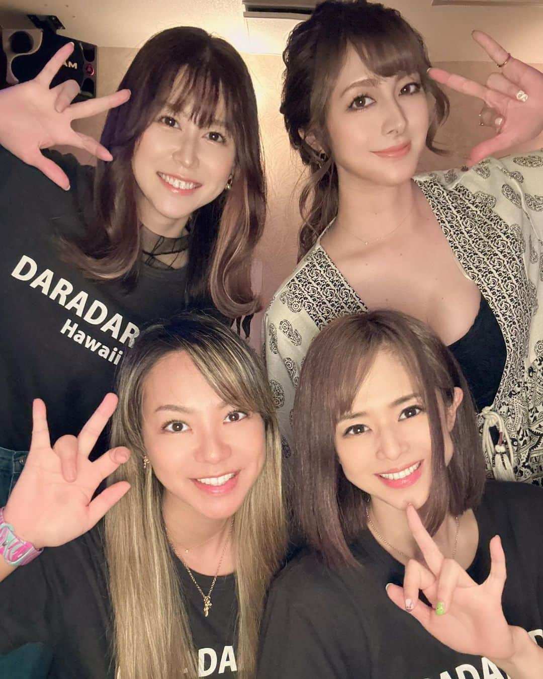 川村りかさんのインスタグラム写真 - (川村りかInstagram)「DARA会復活祭💕💕💕  お越しいただきありがとうございました✨✨ 来て頂いた皆さんのおかげで沢山のhappyが作れた会になりました❤️‍🔥  大好きな人と大好きな人がお話ししてる姿って幸せでしかない🥹  本当にありがとうございました🙏🏻💕💕」5月21日 11時01分 - rika._.kawamura