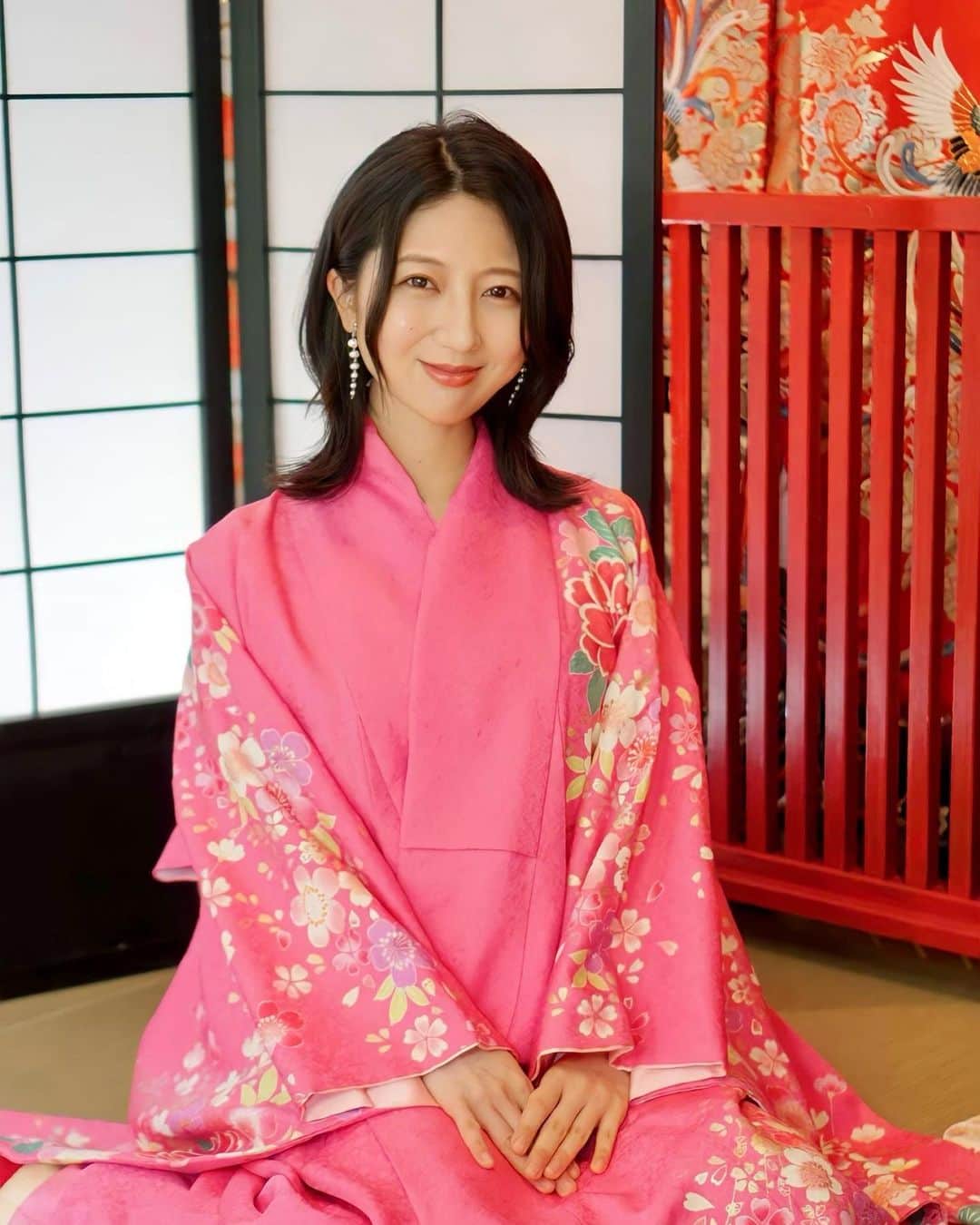 太田英里さんのインスタグラム写真 - (太田英里Instagram)「👘  #着物 #着物女子 #スタジオ #撮影 #名古屋 #大須 #studiomate #japan #japanesegirl #portrait」5月21日 11時31分 - eririiin56