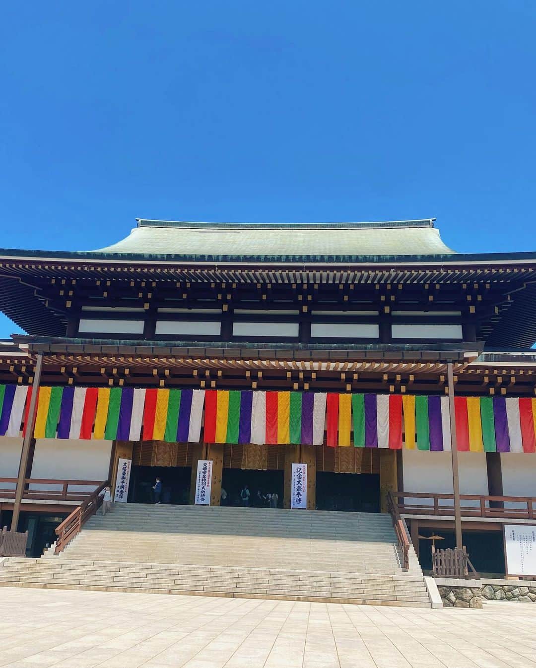 橘沙奈さんのインスタグラム写真 - (橘沙奈Instagram)「* 成田山へ旅行行った時に食べた鰻🎶 有名店の｢川豊｣✨ 平日なのにめっちゃ並んでた！ お味はもちろん美味しかったです🤭  成田山も行ってみたかったし、 御護摩祈祷も出来て良かった✨ 去年厄年だったから後厄で行けて ちょうど良かったかも😂 * * * * * * * * * * * * * * * * * * * * * * * * #川豊 #成田山うなぎ #成田山表参道 #成田山新勝寺 #成田山グルメ #鰻」5月21日 12時41分 - an.an.0706