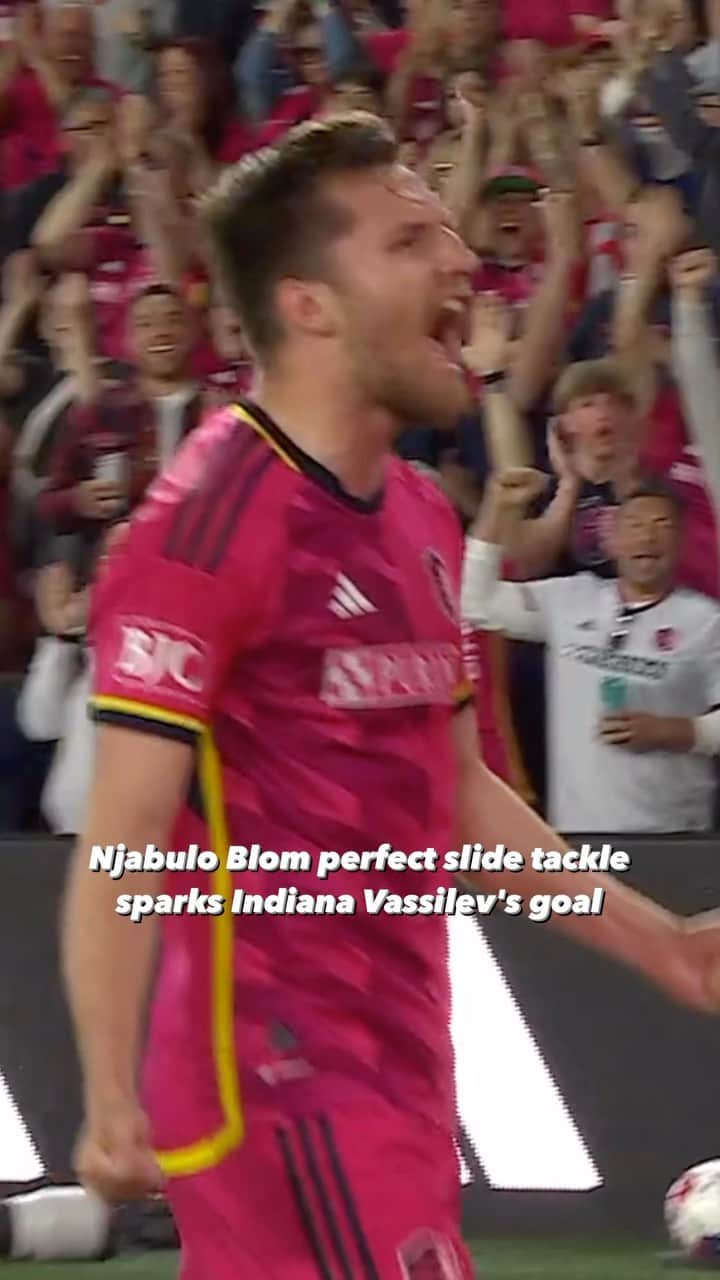 Major League Soccerのインスタグラム：「@blomnjabulo_45 turns defense to offense for @indianavassilev and stlcitysc 😤」