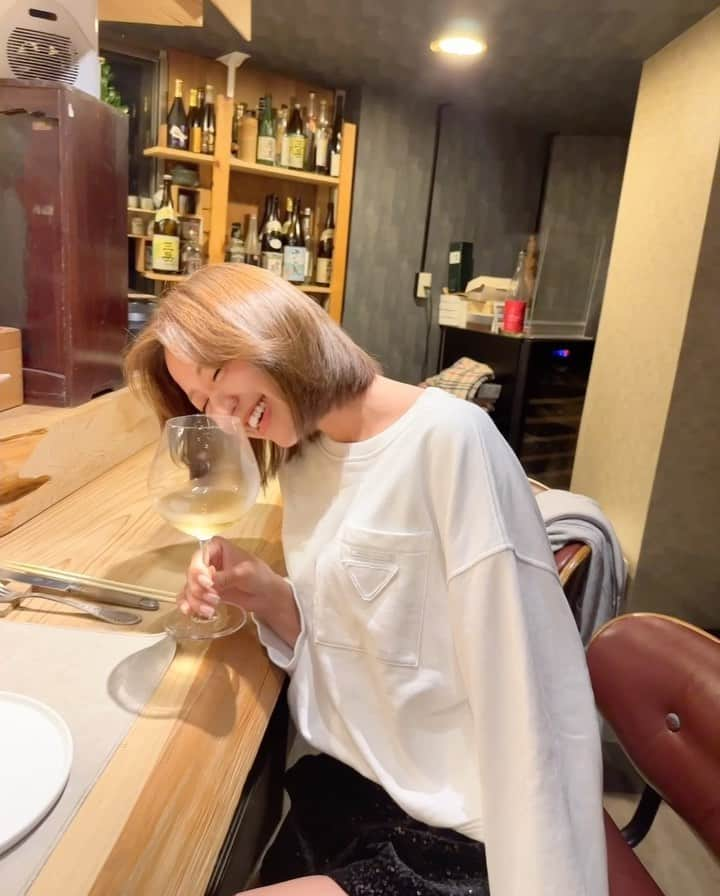 みなみのインスタグラム：「突然のおじさん感がとてもよい 📷byだんなち  #酔」