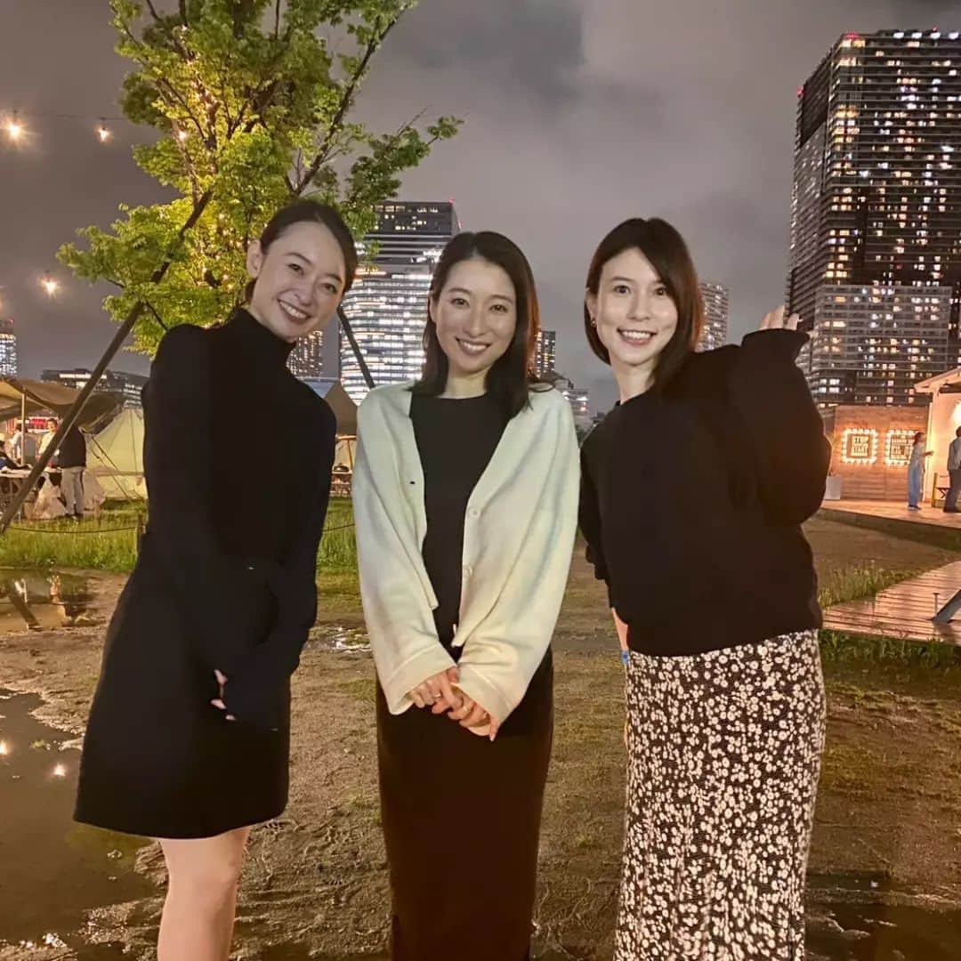 瞳ゆゆのインスタグラム：「楽しみにしていた集まり😊 総勢13名でのBBQ🍖  築地から届いた発泡スチロールの山に心踊りました。  まなさん、ももちゃんにも久しぶりに会えて嬉しかった～✨  #bbq #宝塚og #アナウンサー #競馬」
