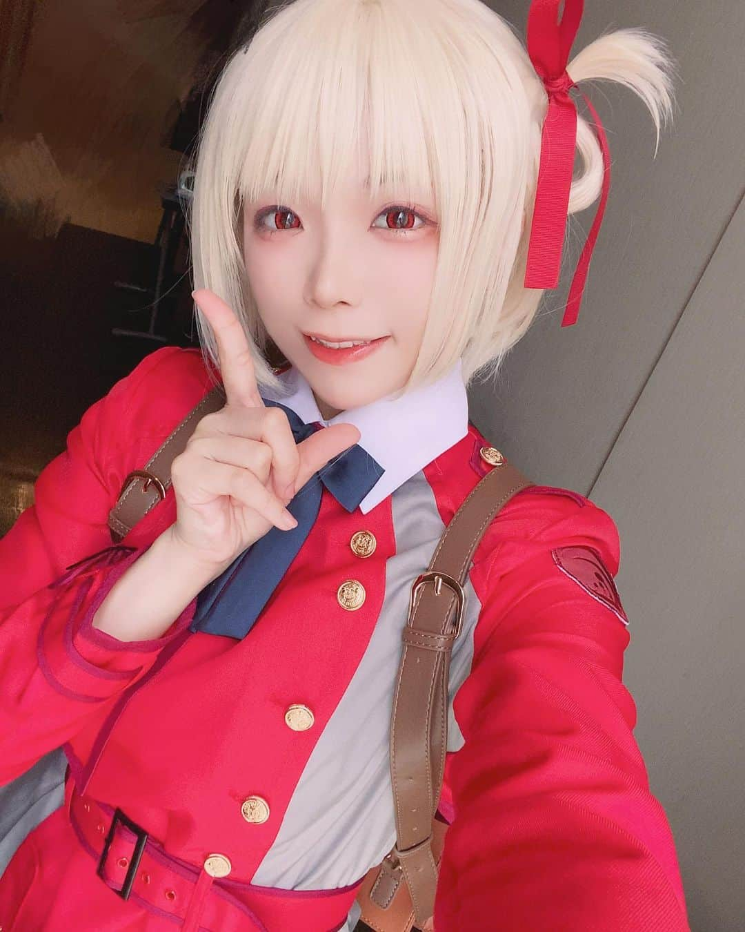 小桃さんのインスタグラム写真 - (小桃Instagram)「Good afternoon!!❤️ I'm ready to meet you guys! 😉💕 Let's meet at my booth at 1pm and welcome to get the posters & chekis! 🙌🏻✨  #ozinefesmini2023 #ozinefes」5月21日 13時31分 - siutao1126