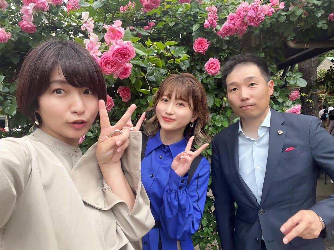 津田麻莉奈さんのインスタグラム写真 - (津田麻莉奈Instagram)「東京競馬場ローズガーデン🌹  #井内利彰さん @iuchitoshiaki_gmen  #稲富菜穂ちゃん @inatomi74 と📷  最終レース後はパドックにて 本郷奏多さんをお迎えしてオークスのレース回顧トークショーです！きてねー！  #オークス #まりなる #東京競馬場 #ローズガーデン #津田麻莉奈」5月21日 13時38分 - tsudamarinal