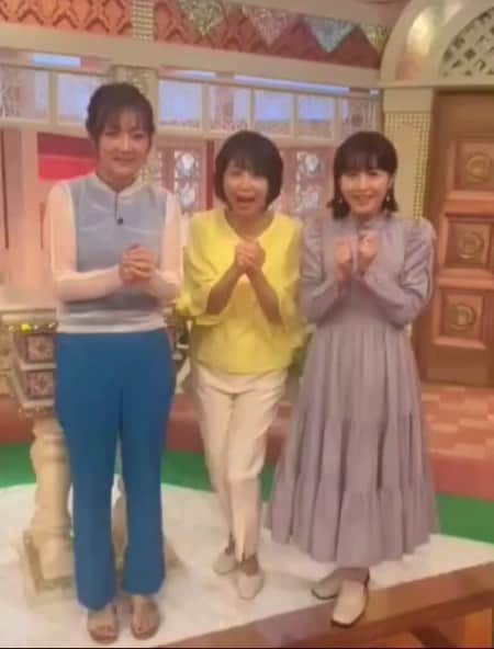 のインスタグラム：「中野珠子さんのものまね  みかんさんと♪  「お届けしま〜す」  ものまねできるようになれたらなぁ  #良い一日を✨」