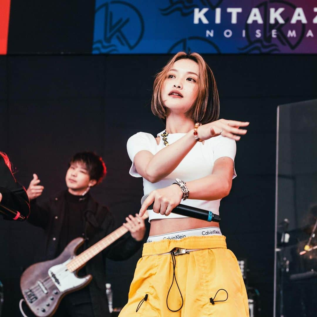 MIRIさんのインスタグラム写真 - (MIRIInstagram)「・ ・ KITAKAZE ROCK FES 2023 我儘ラキア初出演でした！  この場にラキアを呼んでもらえたことに感謝🫧  ステージ上からステージ裏までNOISEMAKERの地元愛が感じられて本当に最高のフェスやなぁ、と。めちゃくちゃ尊敬。  また来ます！北海道☺︎ ・ ・ ・ photo by @nekoze_photo」5月21日 14時16分 - onakasuitamiri