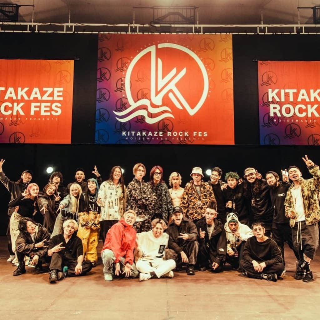 MIRIさんのインスタグラム写真 - (MIRIInstagram)「・ ・ KITAKAZE ROCK FES 2023 我儘ラキア初出演でした！  この場にラキアを呼んでもらえたことに感謝🫧  ステージ上からステージ裏までNOISEMAKERの地元愛が感じられて本当に最高のフェスやなぁ、と。めちゃくちゃ尊敬。  また来ます！北海道☺︎ ・ ・ ・ photo by @nekoze_photo」5月21日 14時16分 - onakasuitamiri