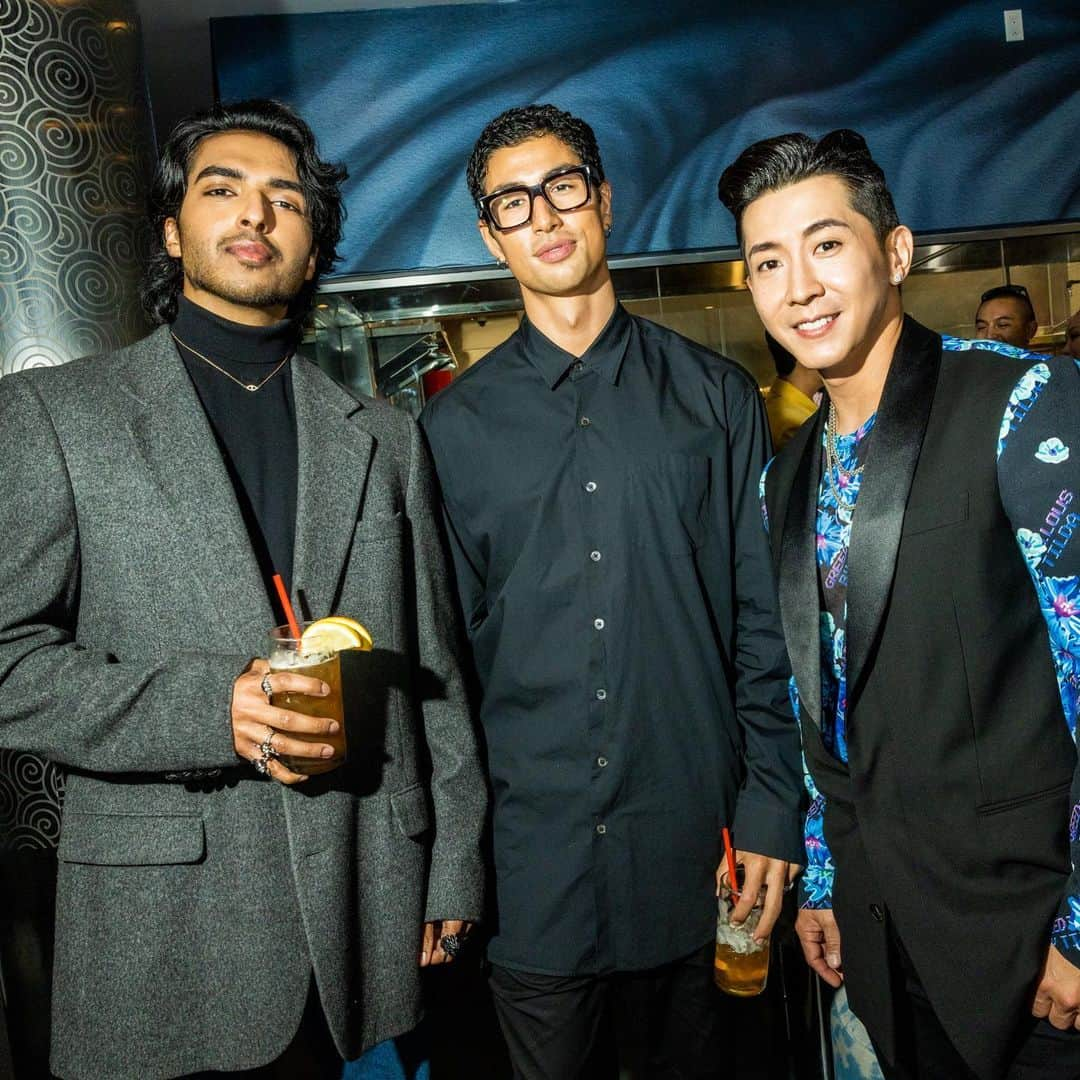 ブライアンさんのインスタグラム写真 - (ブライアンInstagram)「What a beautiful evening of so many different backgrounds and talents!  Coming together to show love and support for AAPI mental health.  Want to thank my lil’brother @seoulcialite for inviting me to a very special & meaningful evening.  And to @humberto for welcoming everyone with warmth and love #aapi #mentalhealth #mentalhealthawareness #goodlight」5月21日 14時35分 - thebrianjoo