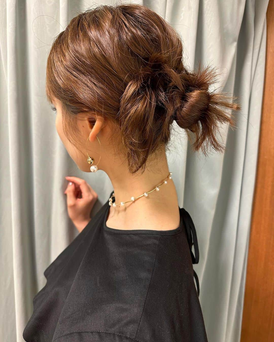 良原安美さんのインスタグラム写真 - (良原安美Instagram)「サンデージャポン、 衣装です😌 @sundayjapon_tbs   髪の毛がとっても可愛かったのです😽  ワンピースcygne ピアス　O91O チョーカー　私物  #サンデージャポン #衣装 #セーラーカラー」5月21日 14時59分 - yoshiharaami