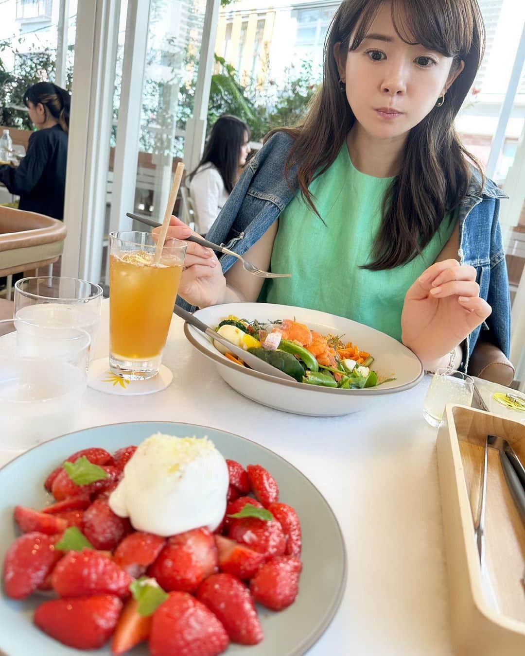 吉田奈央さんのインスタグラム写真 - (吉田奈央Instagram)「めぐの美味しそうだなぁー🍓の絵」5月21日 15時24分 - naoyoshida0903