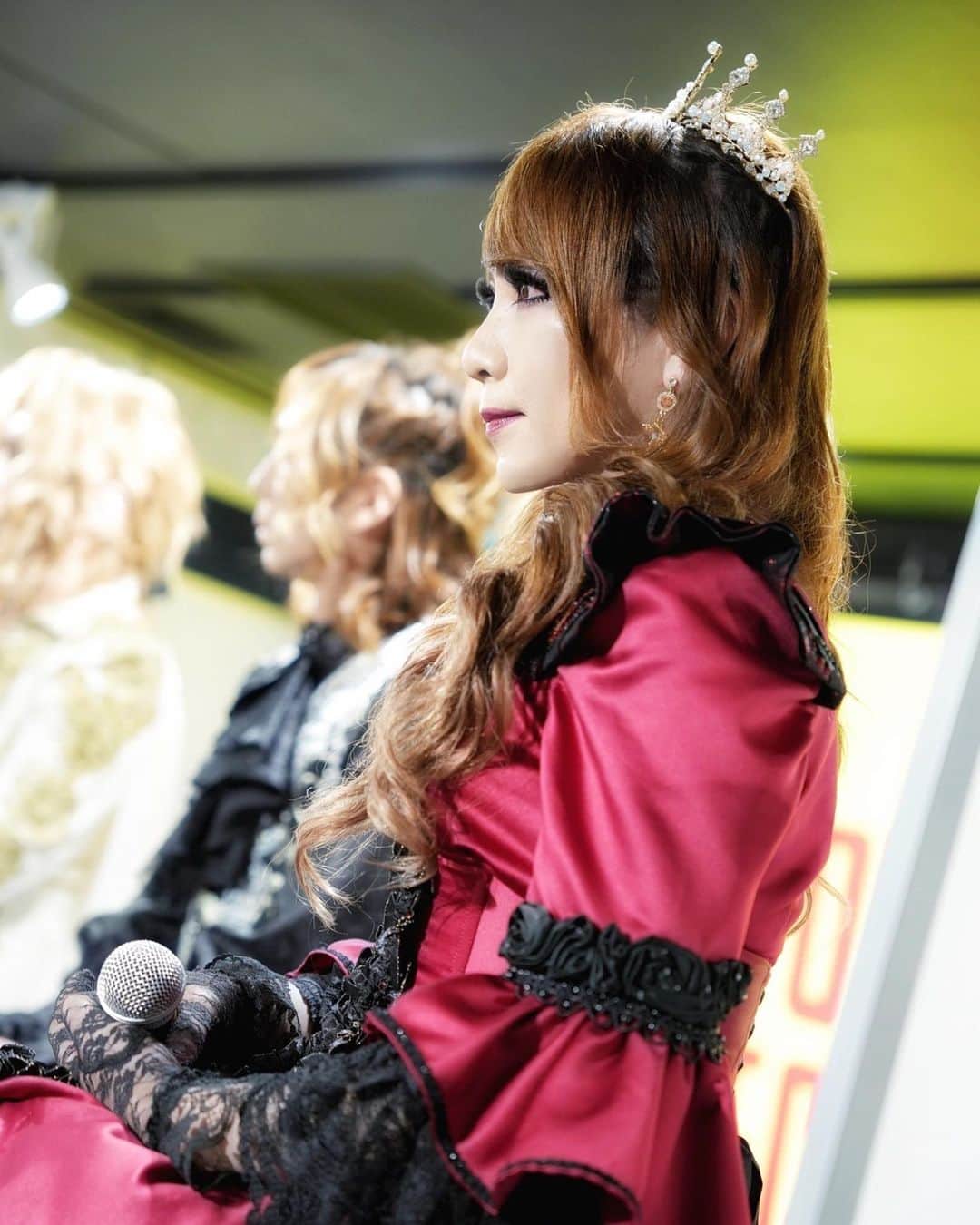 のインスタグラム：「Versailles タワーレコード渋谷店「15th Anniversary Tour -JUBILEE-」 INSTORE EVENTありがとうございました🌹  #HIZAKI」